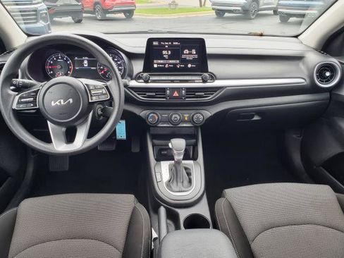 Used 2023 Kia Forte LXS image 23