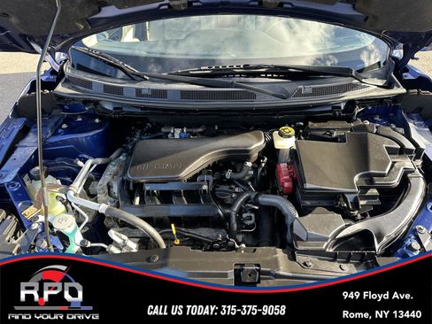 Used 2020 Nissan Rogue Sport SV image 11