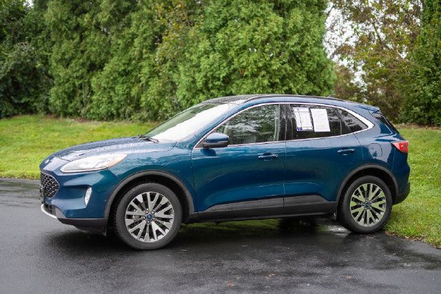Used 2020 Ford Escape Titanium AWD/4WD image 8