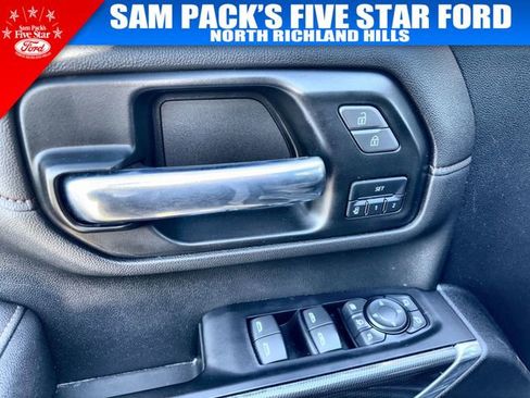 Used 2022 GMC Sierra 2500 AT4 image 22