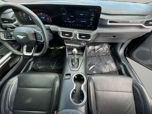 Used 2024 Ford Mustang GT Premium image 12