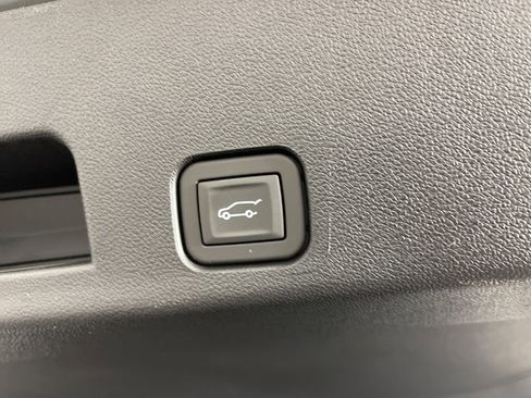 New 2026 Chevrolet Traverse RS FWD image 24