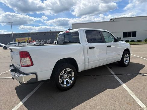 Used 2023 RAM 1500 Big Horn AWD/4WD image 3