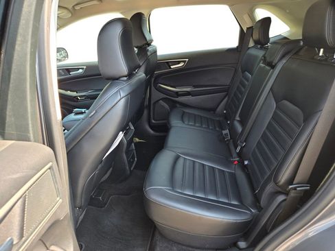 Used 2024 Ford Edge SEL AWD/4WD image 19