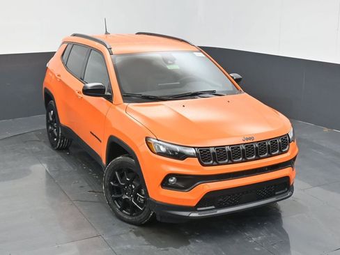 New 2026 Jeep Compass Latitude image 35
