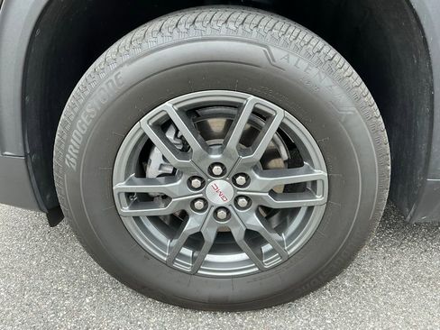 Certified 2025 GMC Acadia Elevation image 25