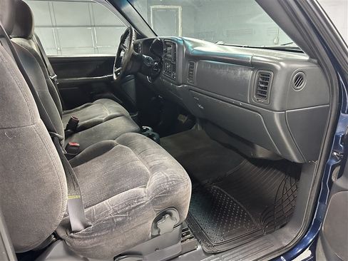 Used 2001 Chevrolet Silverado 1500 LS w/ Off-Road Chassis Pkg AWD/4WD image 10