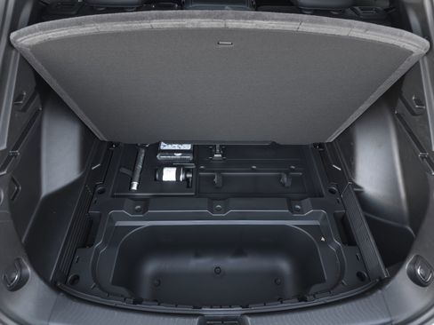 Used 2025 Chevrolet Equinox EV LT image 32