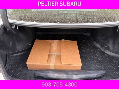 Used 2018 Lexus ES 350 w/ Navigation System Package image 18