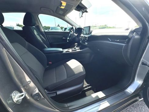 Used 2020 Nissan Sentra SV w/ Trunk Package FWD image 28