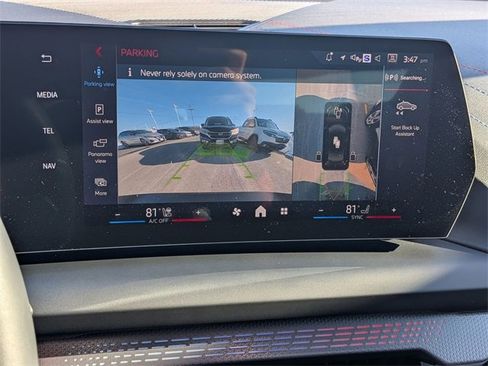 Used 2025 BMW M235i xDrive w/ Premium Package image 16