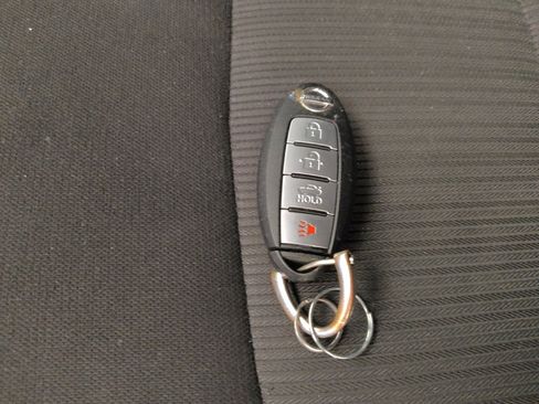 Used 2022 Nissan Sentra SV w/ Trunk Package FWD image 32