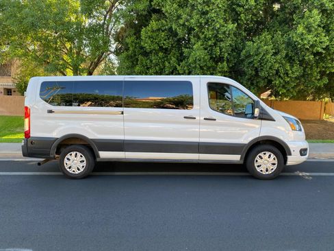 Used 2024 Ford Transit 350 XLT RWD image 4