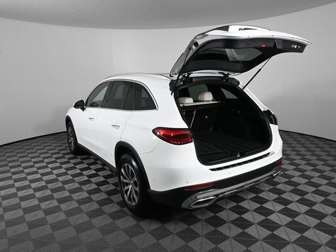 Used 2023 Mercedes-Benz GLC 300 image 31