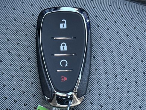 New 2026 Chevrolet Trax LT w/ Sunroof Package image 22