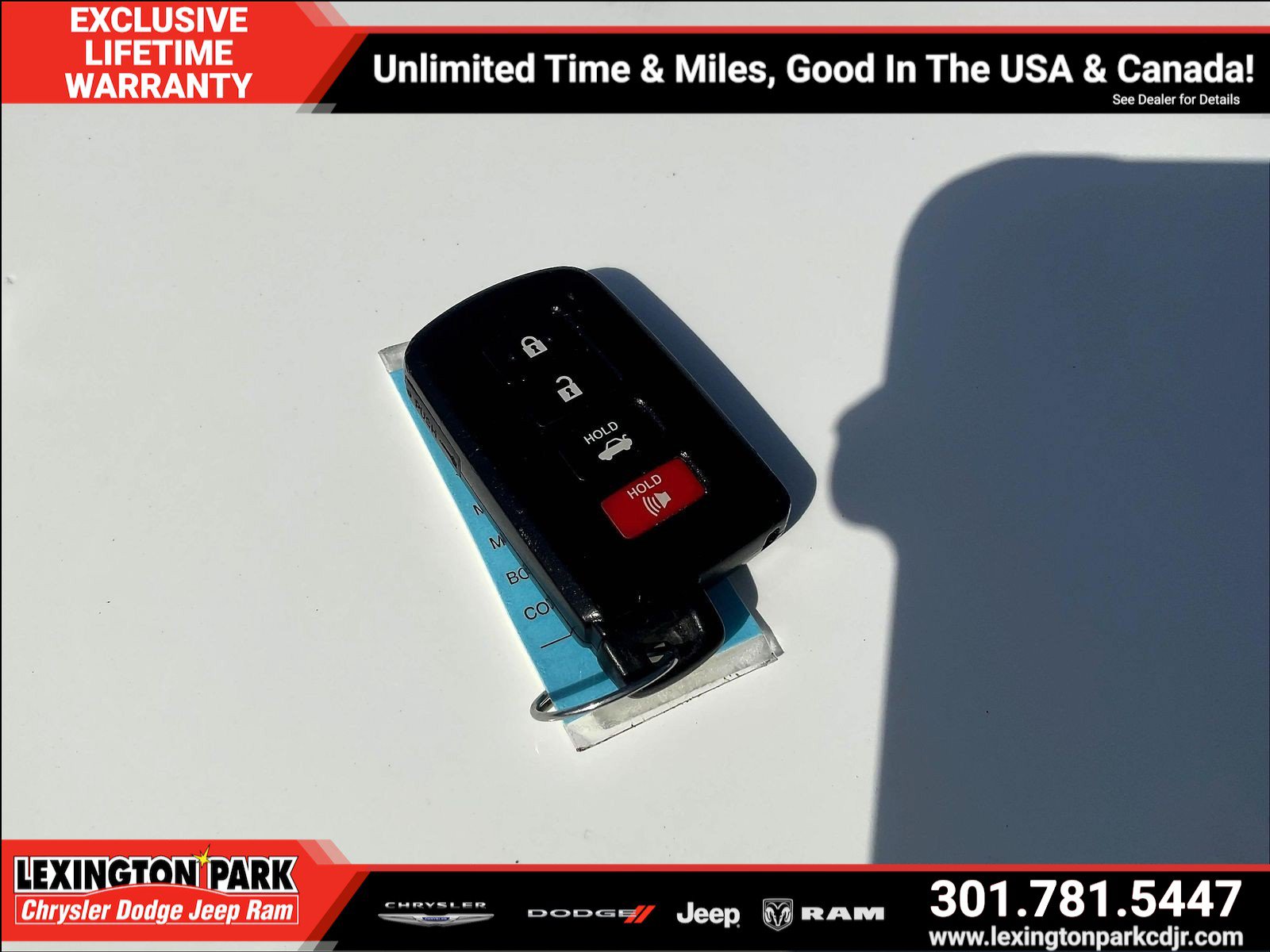 Used 2012 Toyota Camry XLE w/ Leather Pkg FWD image 35