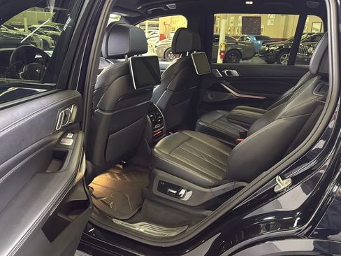 Used 2019 BMW X7 xDrive50i w/ Dynamic Handling Package image 26