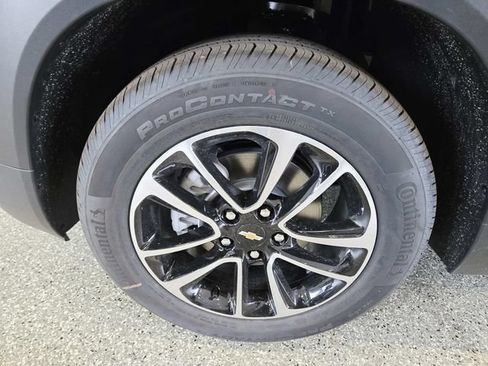 New 2026 Chevrolet TrailBlazer LT w/ Driver Confidence Package FWD image 12