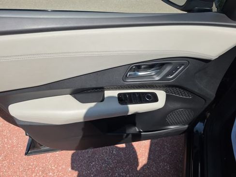 Used 2023 Nissan Ariya FWD image 10