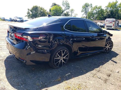 Used 2023 Toyota Camry SE w/ Audio Upgrade Package FWD image 5