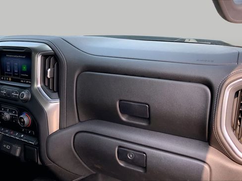 Used 2021 Chevrolet Silverado 1500 LT AWD/4WD image 18