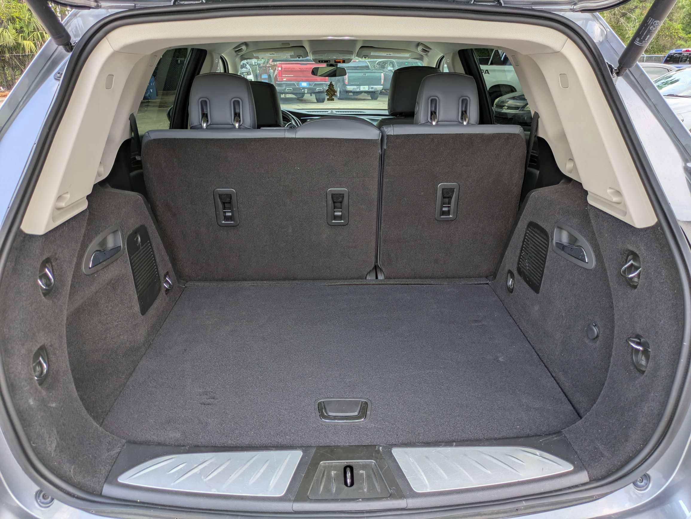 Certified 2020 Buick Envision Essence FWD image 7