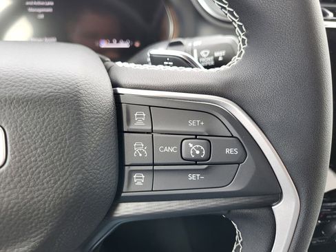 New 2026 Jeep Grand Cherokee Laredo image 27