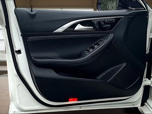 Used 2019 INFINITI QX30 Sport w/ Cargo Package image 23