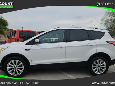 Used 2017 Ford Escape Titanium AWD/4WD image 4