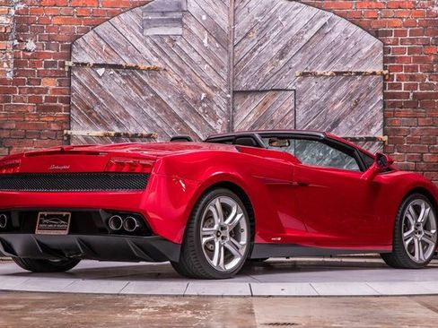 Used 2014 Lamborghini Gallardo LP 550-2 image 10