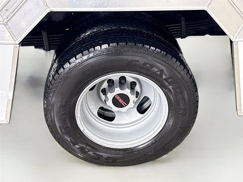 New 2026 GMC Savana 4500 w/ Driver Convenience Package image 27