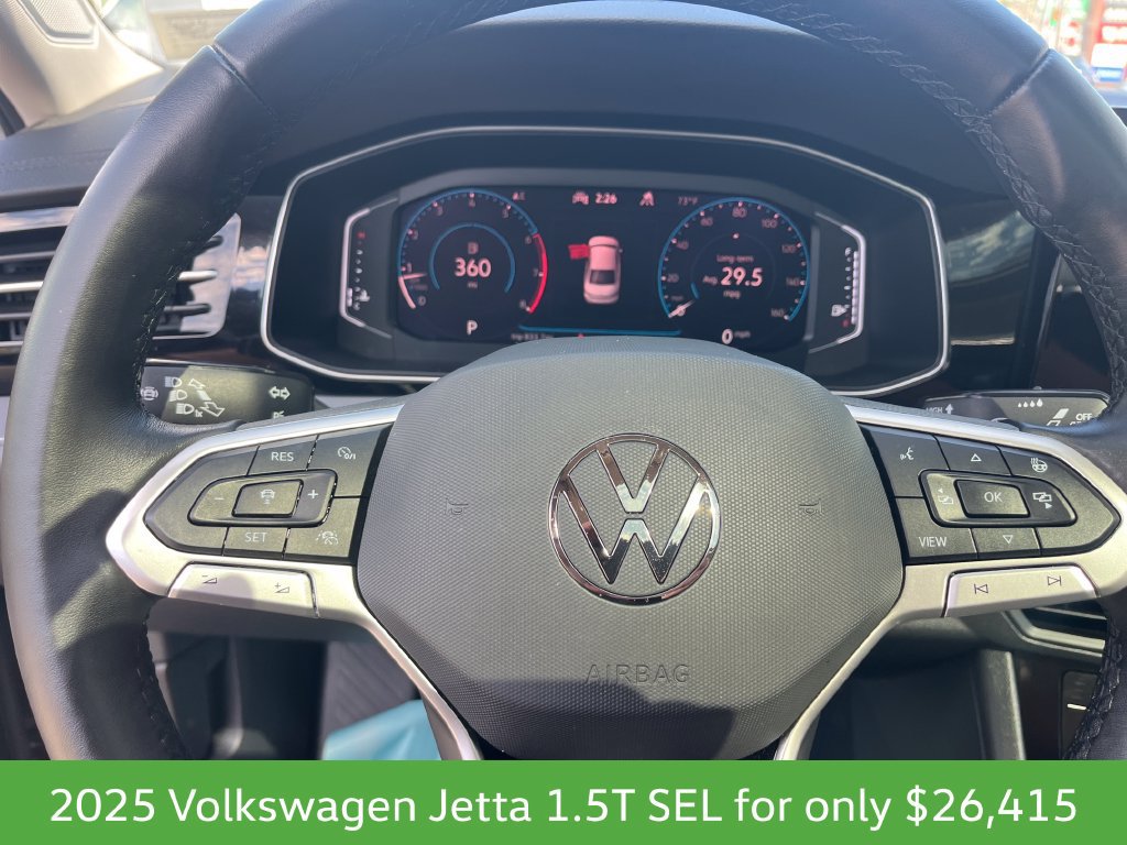 Used 2025 Volkswagen Jetta SEL FWD image 25