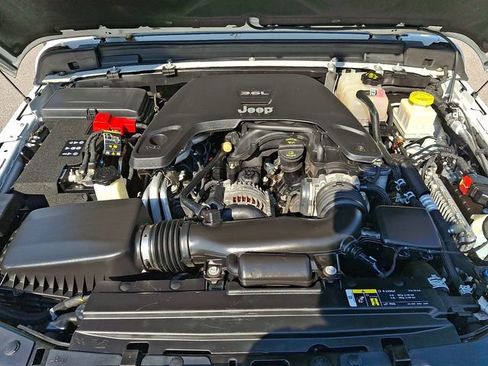 Used 2020 Jeep Gladiator Overland AWD/4WD image 32