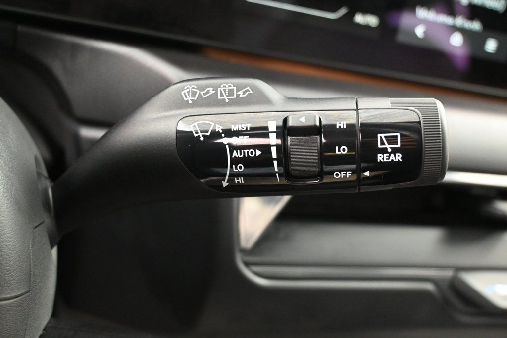 Used 2026 Kia EV9 GT-Line AWD/4WD image 18