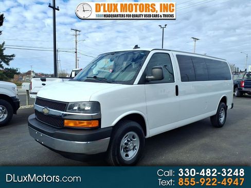 Used 2017 Chevrolet Express 3500 LT w/ LT Preferred Equipment Group image 1