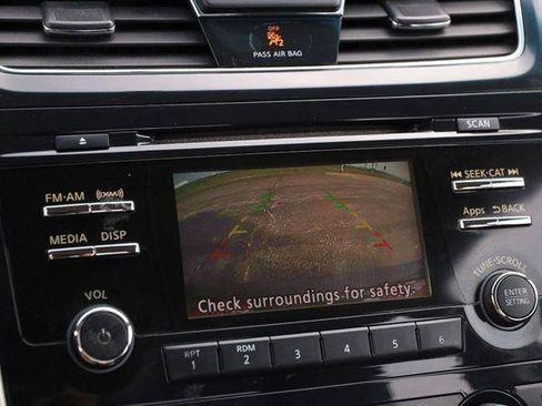 Used 2014 Nissan Altima 2.5 SV FWD image 16