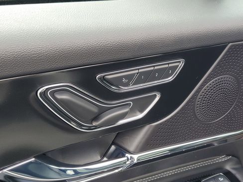 New 2026 Lincoln Corsair Reserve w/ Jet Appearance Package image 9