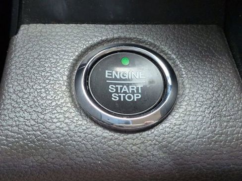 Certified 2020 Ford Expedition Max XLT w/ Equipment Group 202A image 33