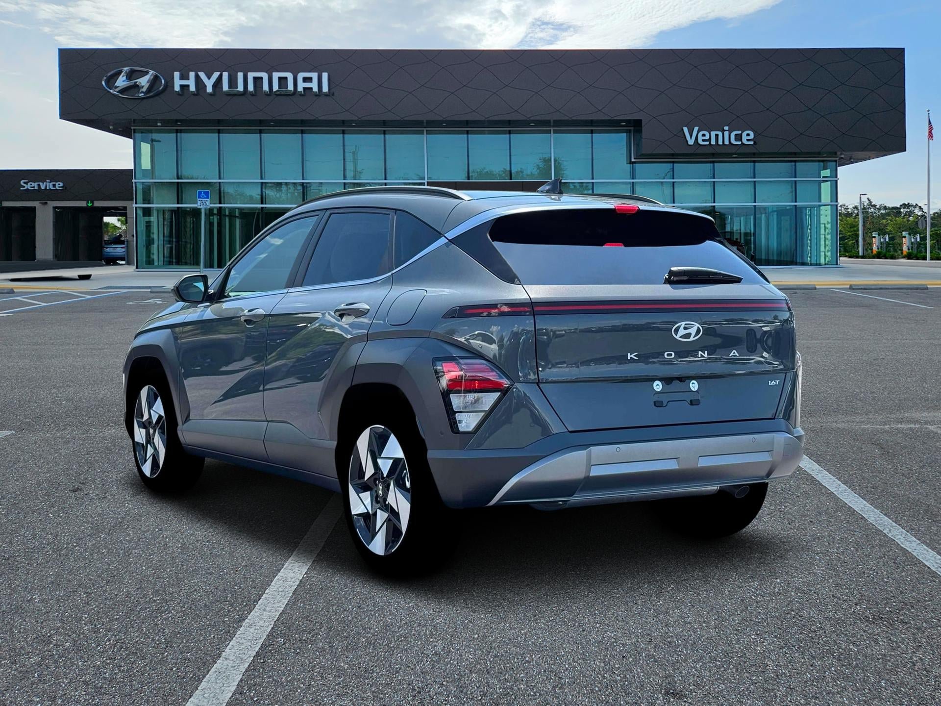 New 2026 Hyundai Kona Limited FWD image 5