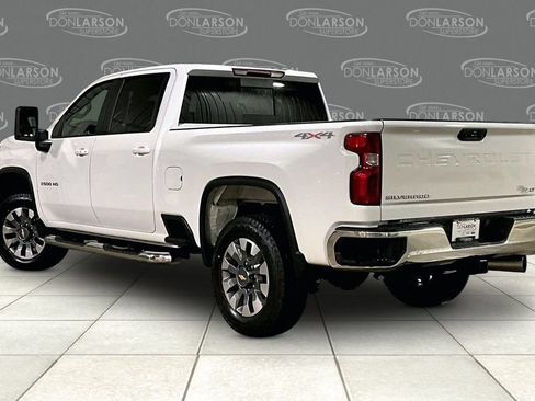 Used 2024 Chevrolet Silverado 3500 LT AWD/4WD image 8