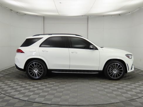 Used 2023 Mercedes-Benz GLE 450 4MATIC image 4