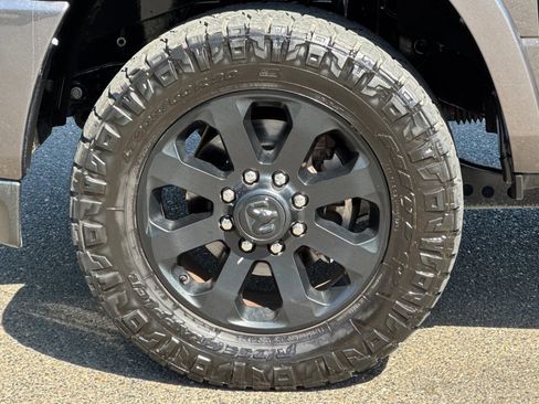 Used 2021 RAM 2500 Laramie w/ Night Edition image 43