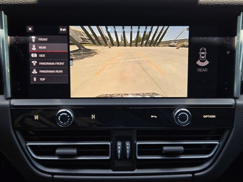 Used 2025 Porsche Macan S AWD/4WD image 16