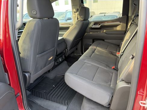 Used 2024 GMC Sierra 1500 Elevation image 19