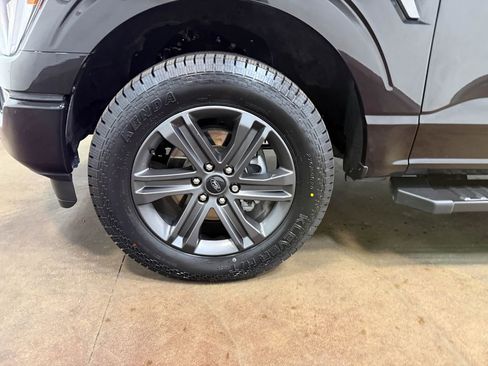 Used 2023 Ford F150 Lariat w/ Equipment Group 502A High image 92