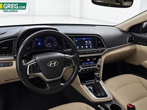 Used 2017 Hyundai Elantra Value Edition FWD image 11