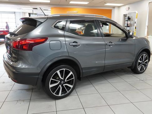 Used 2019 Nissan Rogue Sport SL w/ Premium Package AWD/4WD image 12