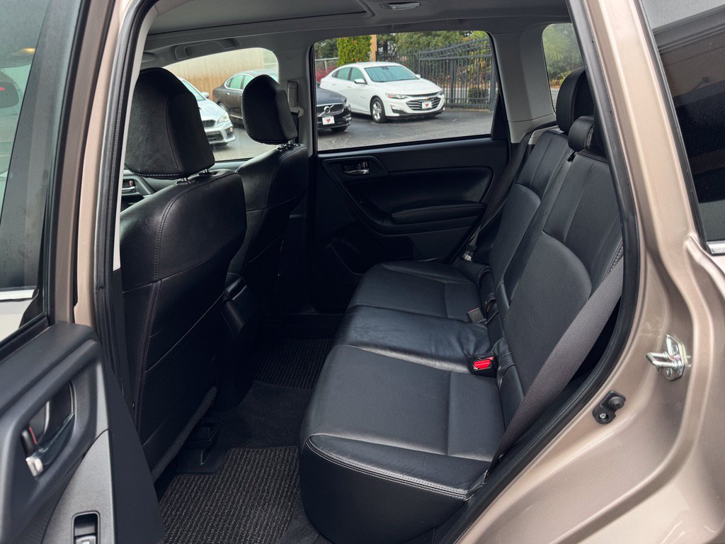 Used 2014 Subaru Forester 2.5i Limited AWD/4WD image 14