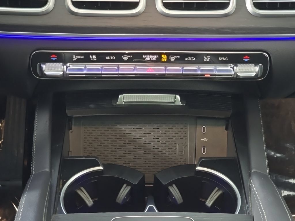 Used 2025 Mercedes-Benz GLS 450 4MATIC image 23