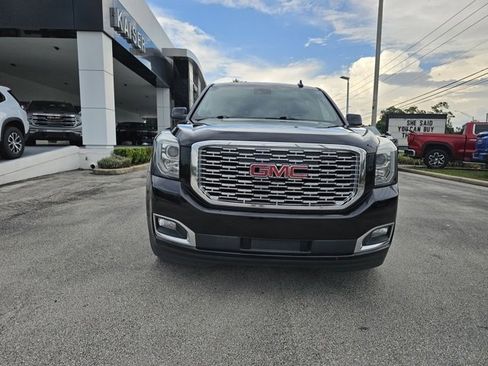Used 2018 GMC Yukon Denali w/ Denali Ultimate Package image 9